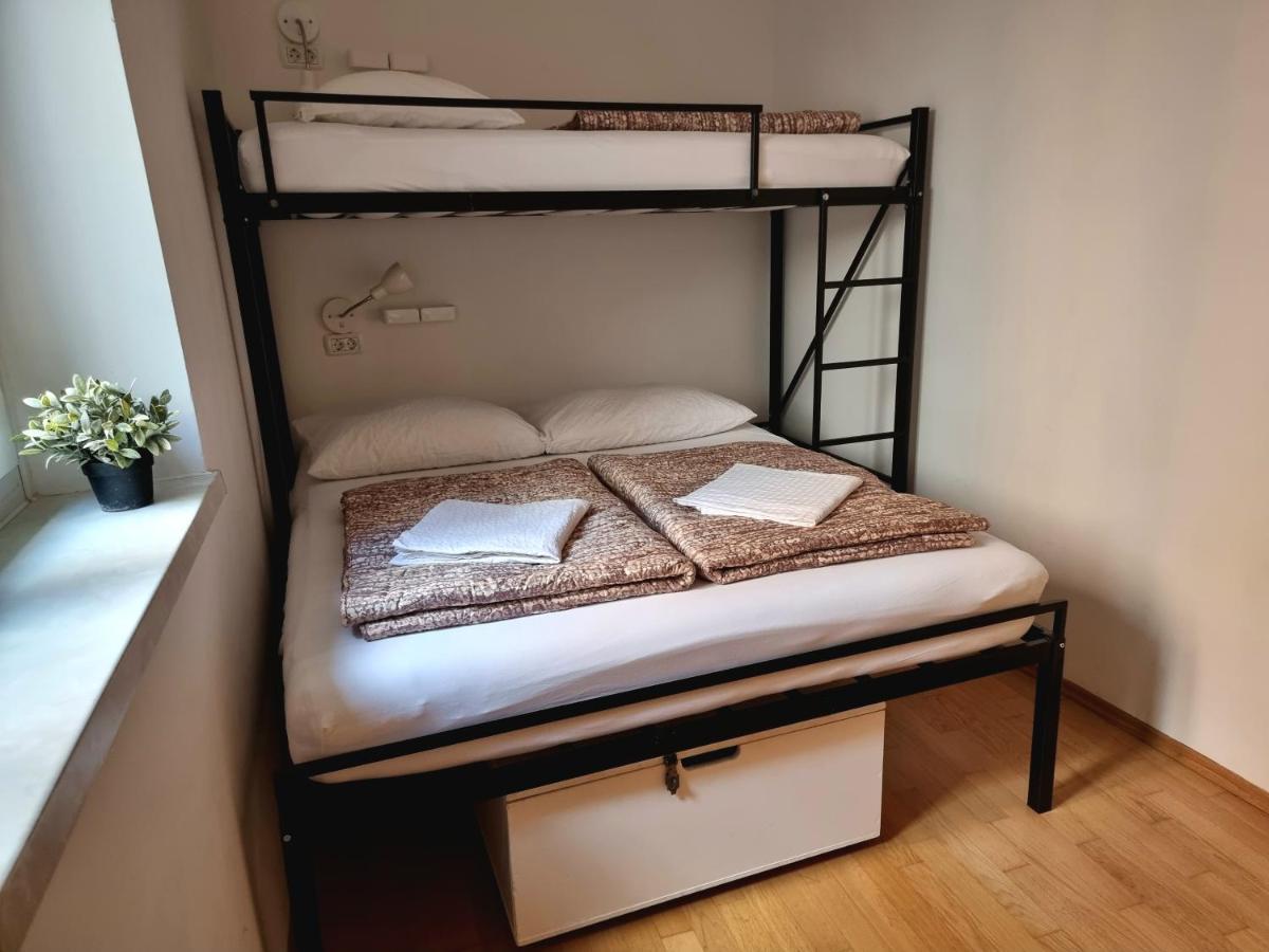 Hostel Alieti Izola Exteriör bild